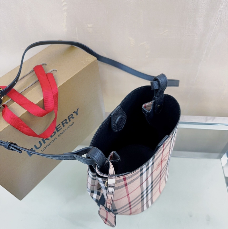 Bv*b*rry hobo bags